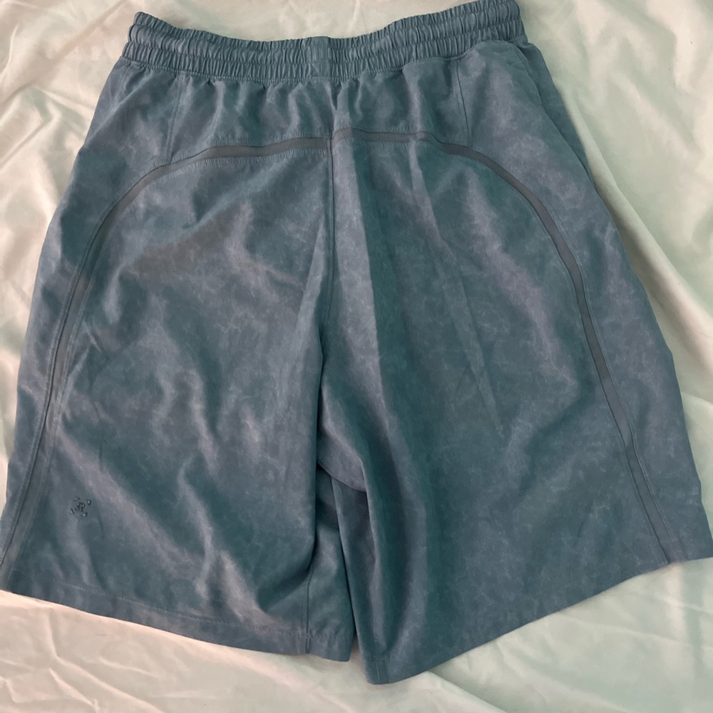 Lululemon shorts - grey